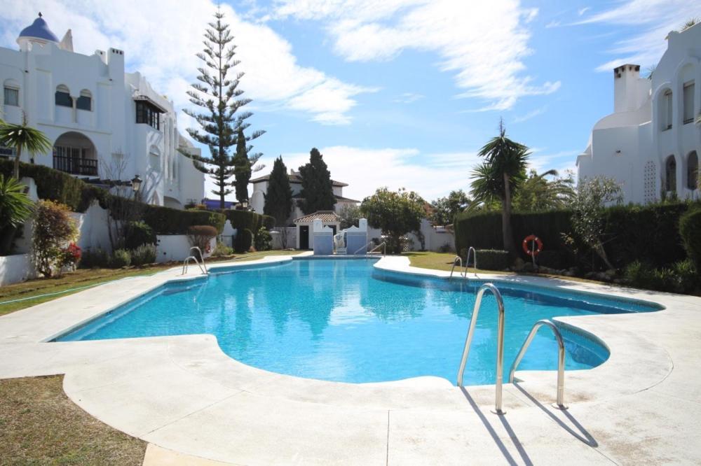 Casa De Lucia Apartment มิฮาส ภายนอก รูปภาพ