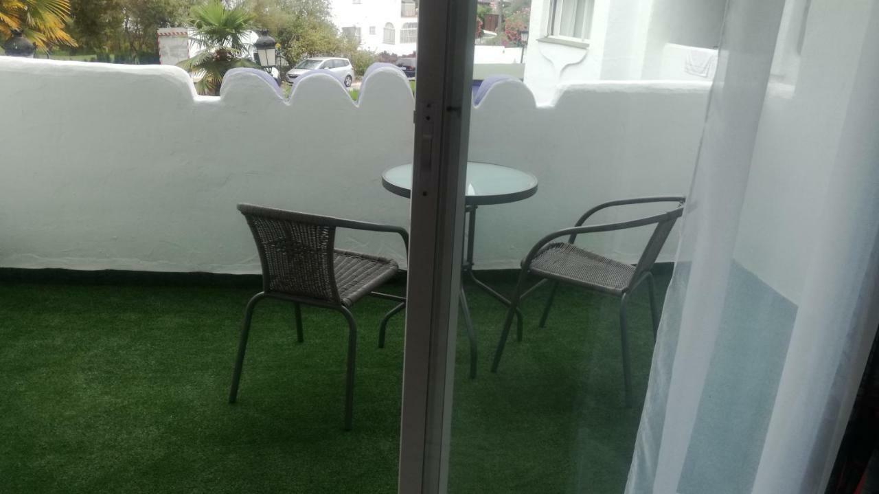 Casa De Lucia Apartment มิฮาส ภายนอก รูปภาพ