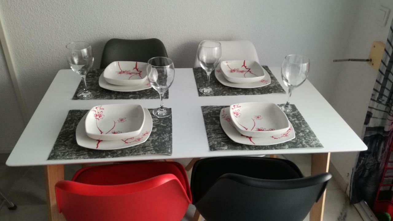 Casa De Lucia Apartment มิฮาส ภายนอก รูปภาพ
